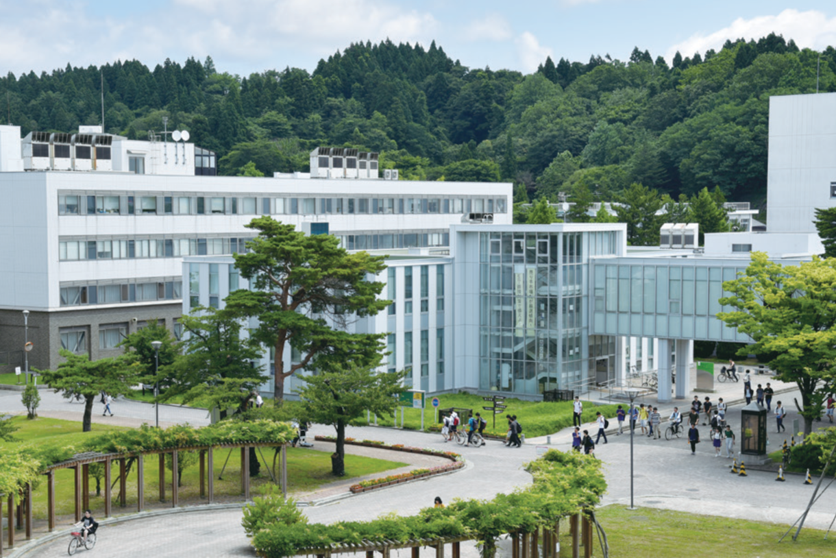 秋田大学情報データ科学部