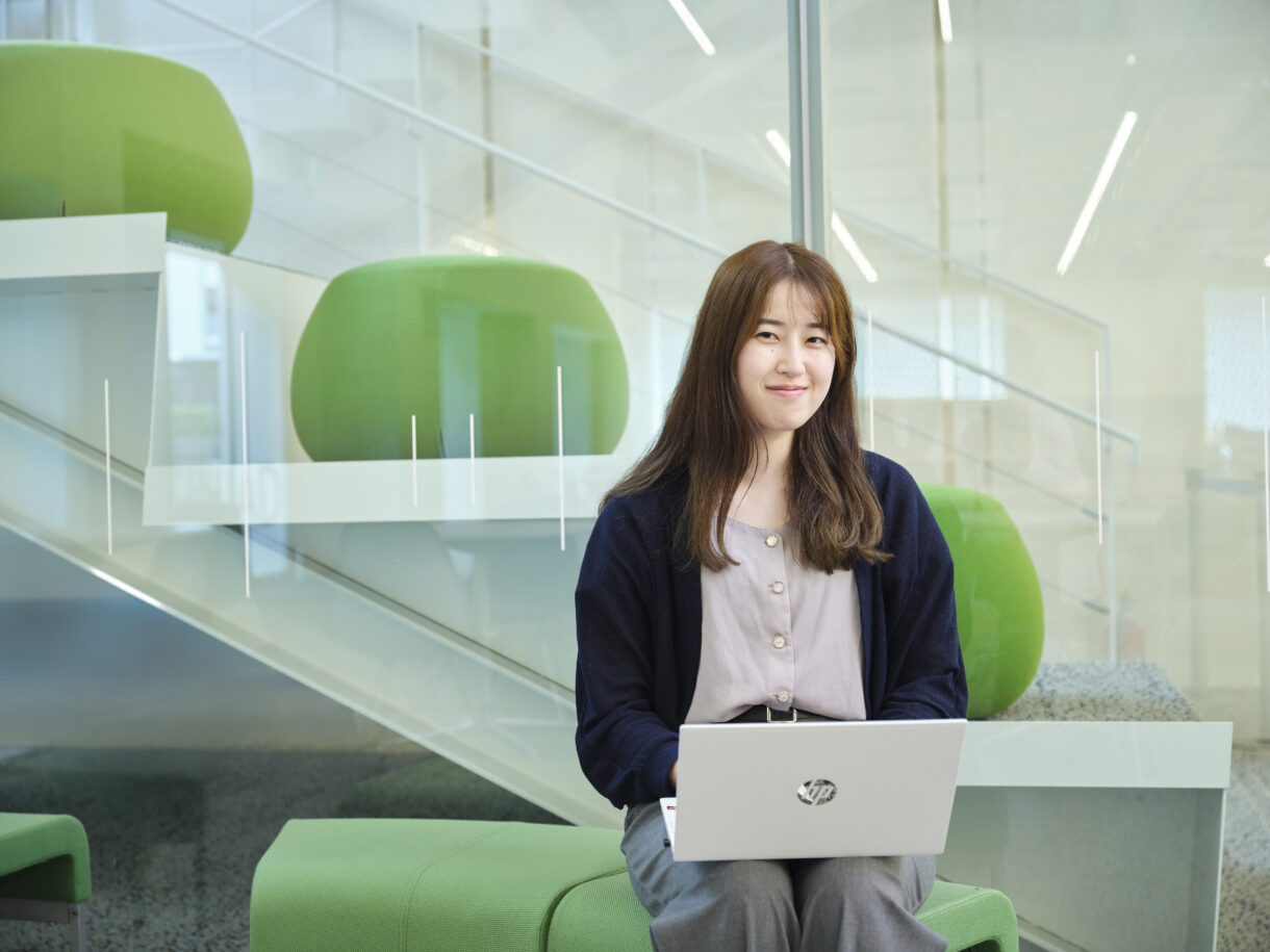INIADは情報分野に興味を持っている人にとって、本当に理想的な学部だと思います