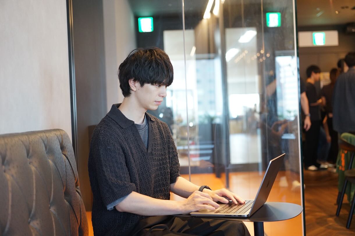 広告はあらゆる業界のハブとして機能しているため、美容業界から製造業、エンタメまで幅広いビジネスに携われるのが面白いところだと語る市川さん