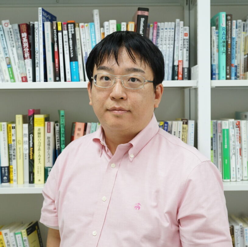 中村 直俊 教授