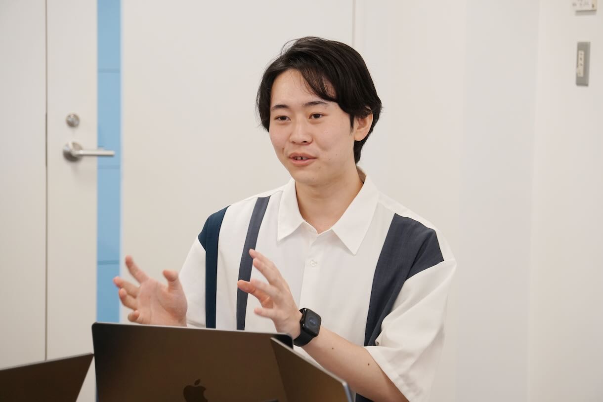 将来は、プロジェクトマネージャーのような仕事をやってみたいと語る川浦さん